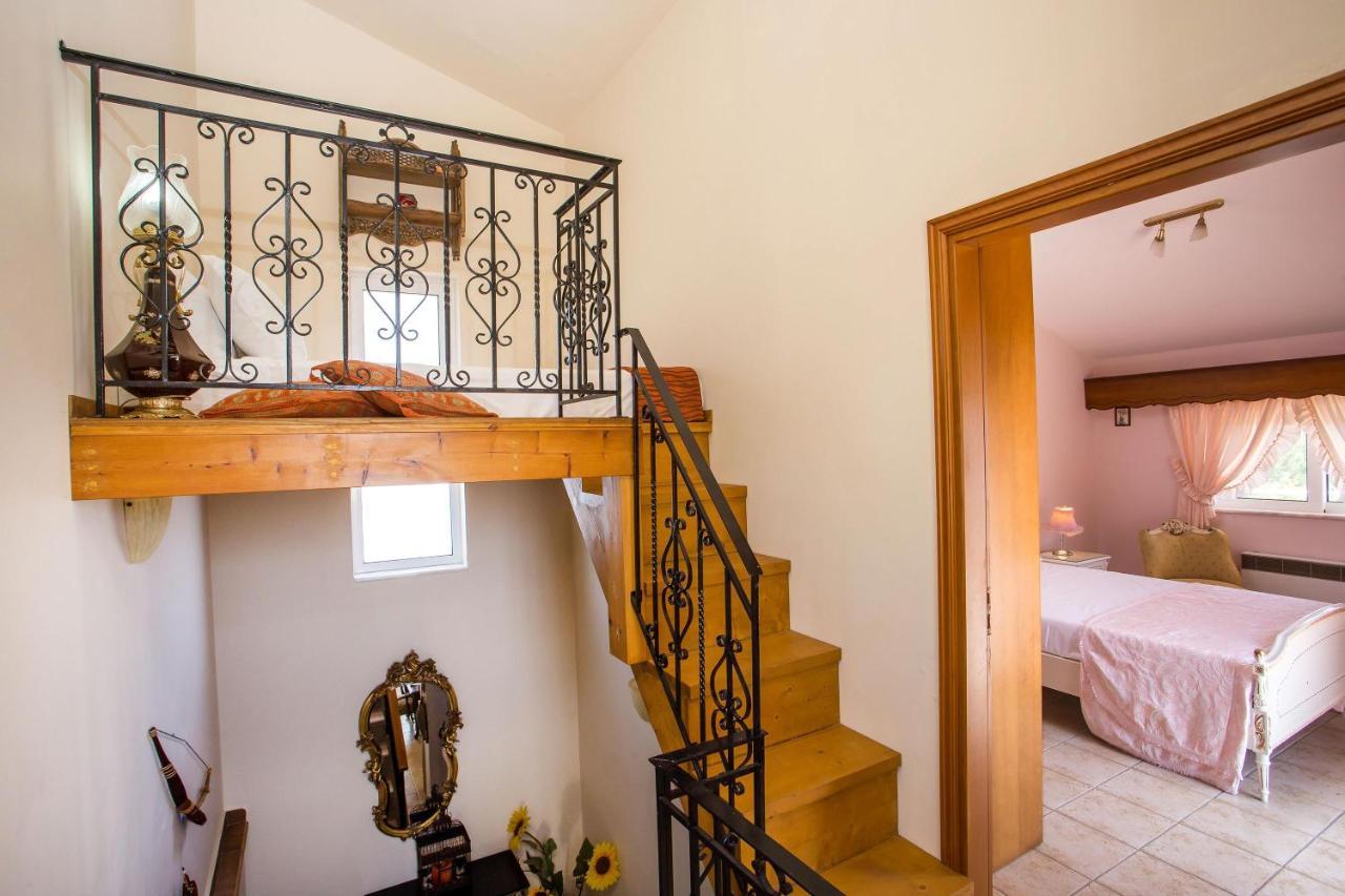 הוילה Theológos Laylande House מראה חיצוני תמונה